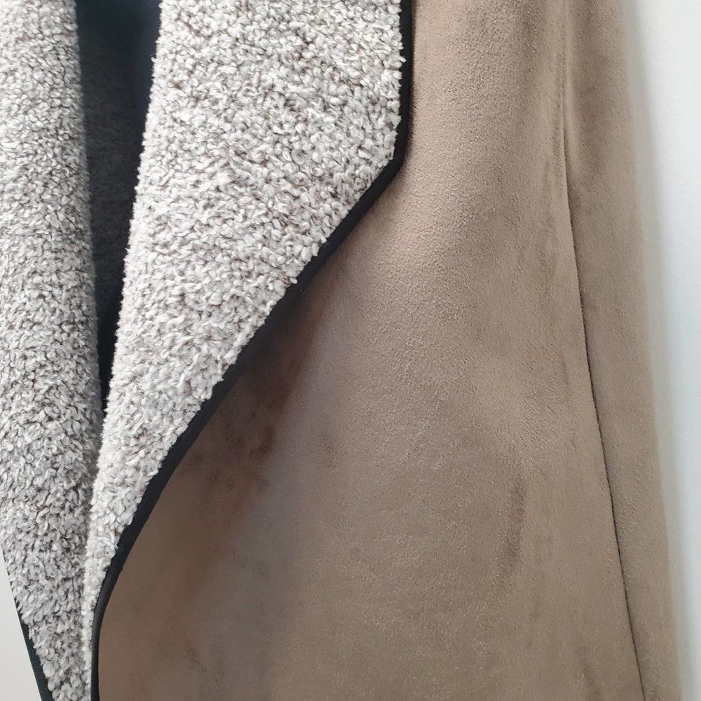 Talbots Brown Faux Sherpa Suede Vest Size Medium Petite - Picture 5 of 10